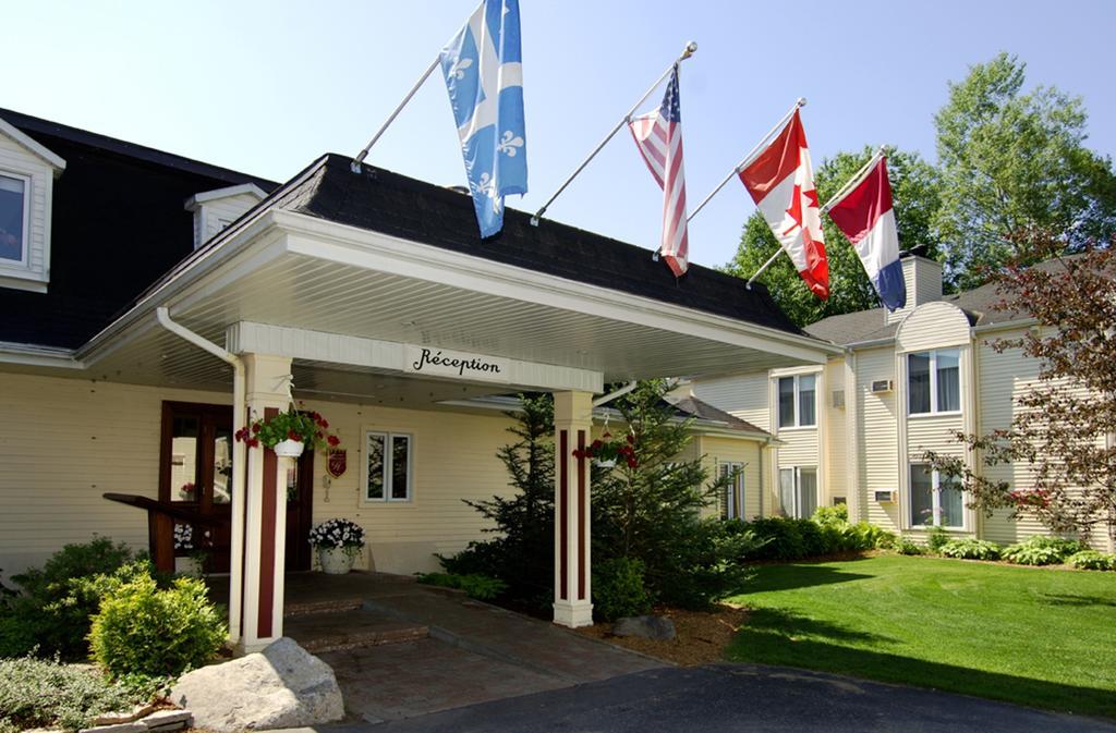 Hotel Relais St-Denis Saint-Sauveur-des-Monts Esterno foto